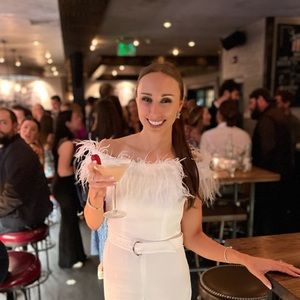 Meet your Posher, Courtney